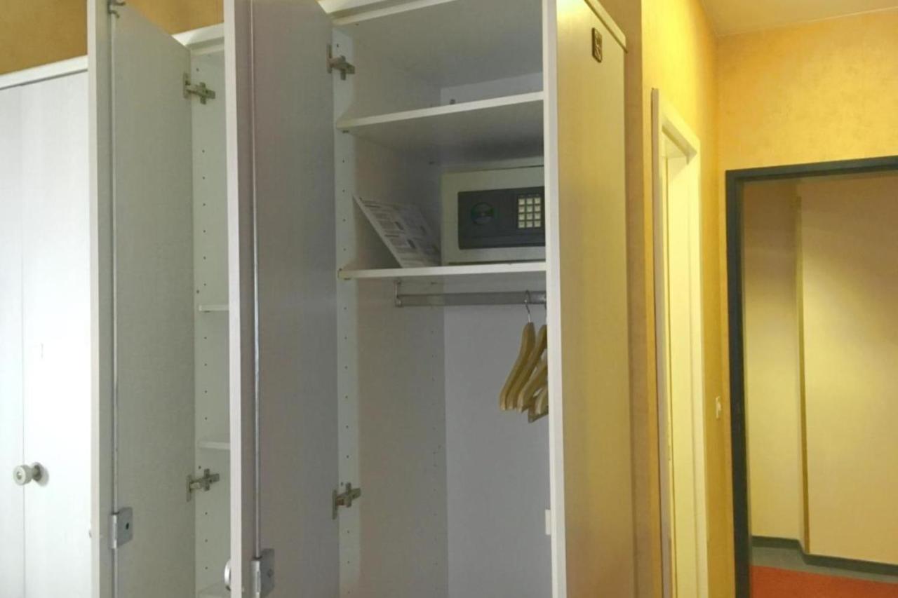 Affordable Rooms In Heart Of Lucerne Extérieur photo