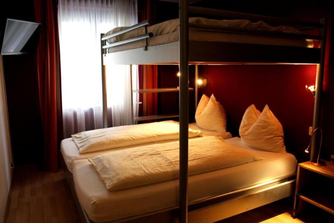 Affordable Rooms In Heart Of Lucerne Extérieur photo