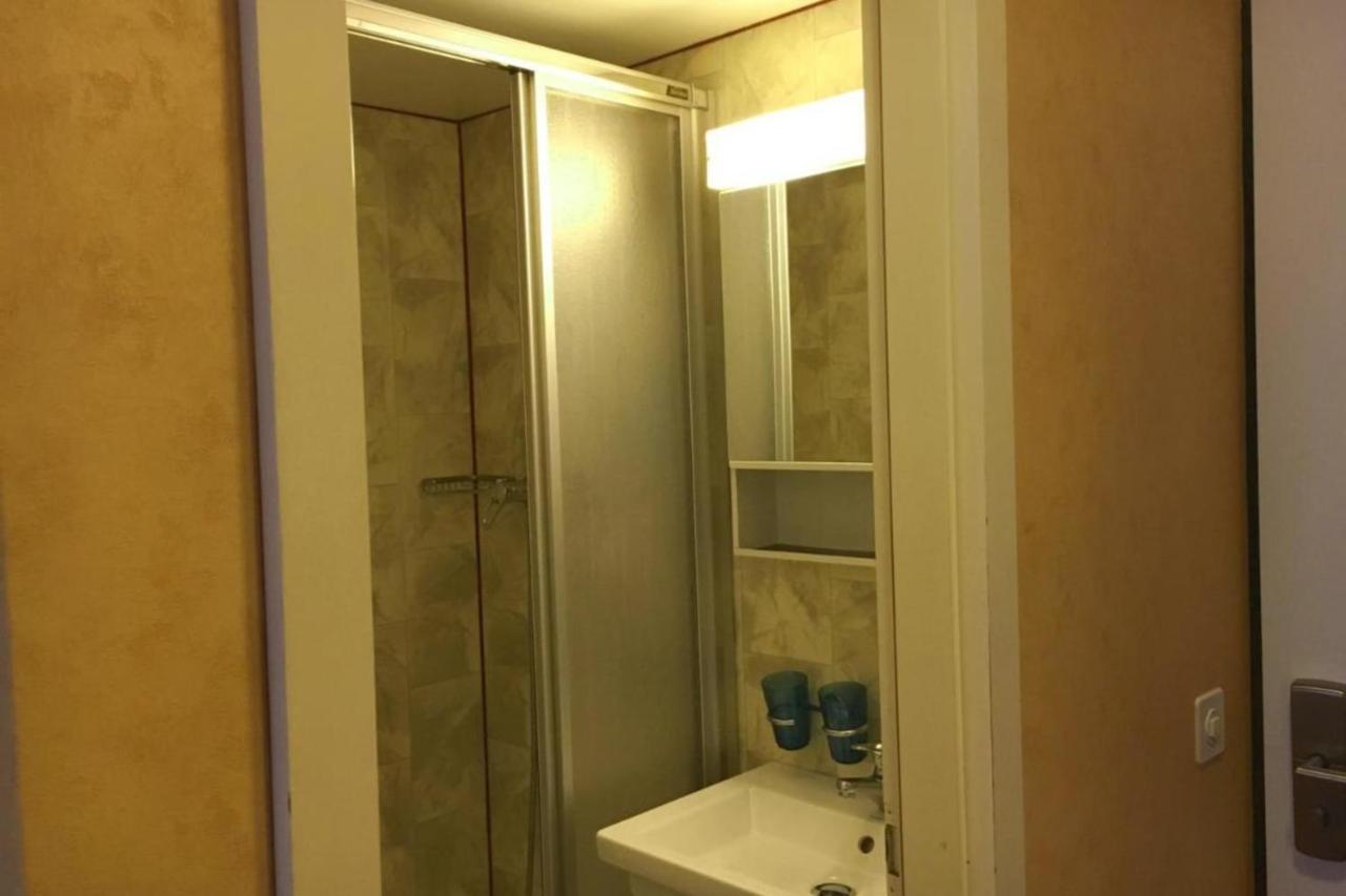 Affordable Rooms In Heart Of Lucerne Extérieur photo