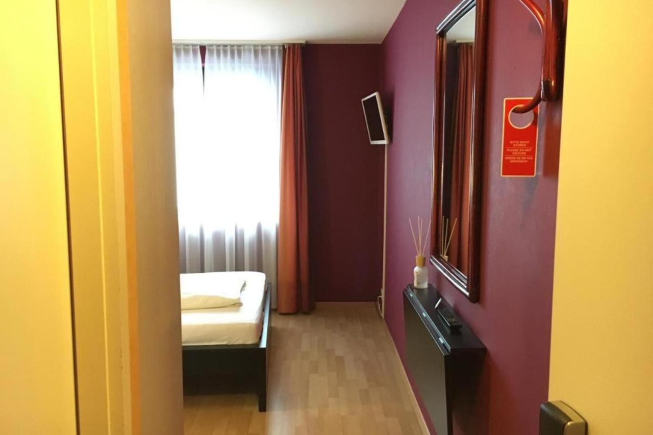 Affordable Rooms In Heart Of Lucerne Extérieur photo